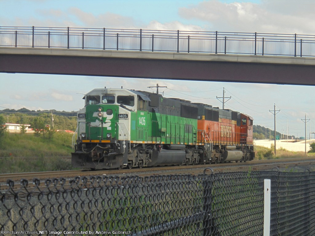 BN 1405 + BNSF 1463 Lite Power